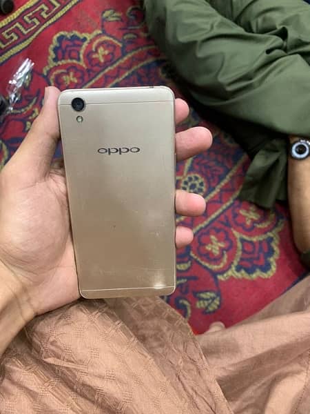 Oppo A37 phone 1