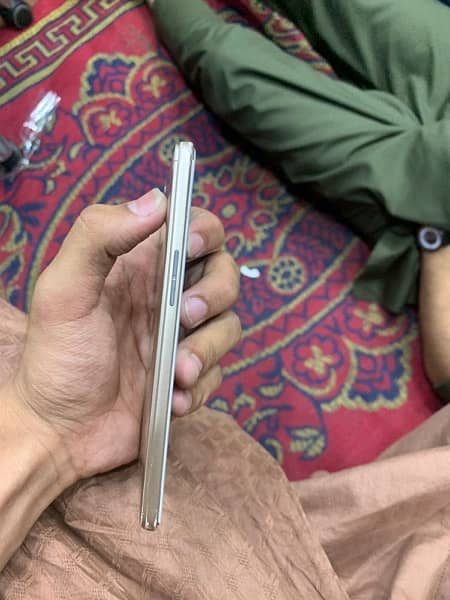 Oppo A37 phone 2