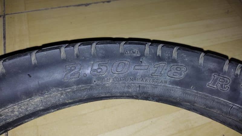 Diamond tyre for Suzuki 110 1