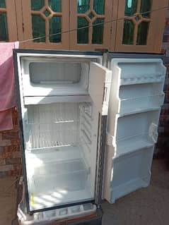 Dawlance fridge modal nambr 9106