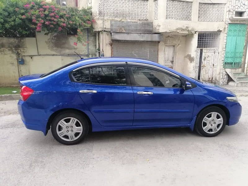 Honda City IVTEC 2018 immaculate condition 2