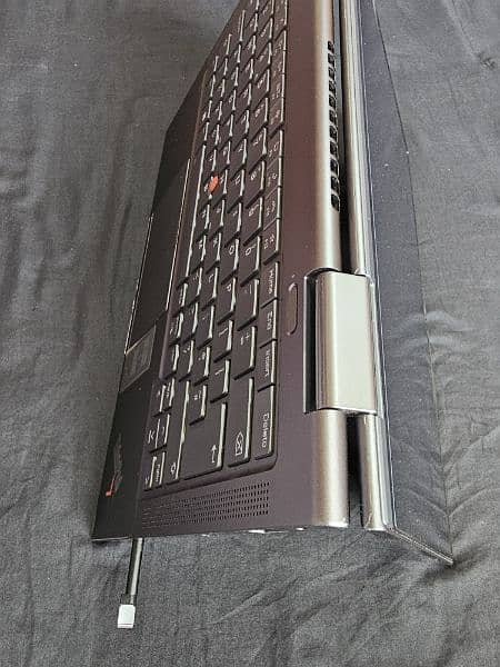 Lenovo X1 yoga 360, Core i7 11generation , 32gb Ram with stylus pen 1