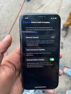 Iphone XR Pta Approved 64 Gb / 82 Health