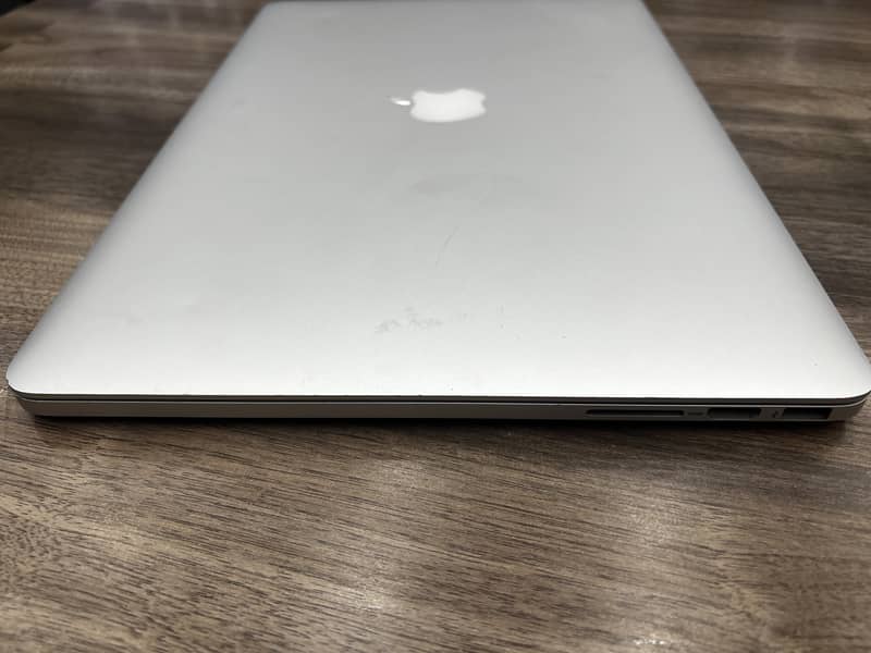Apple MacBook Pro - Mid 2015 Core i7 2
