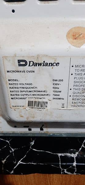 microwave Dawlance company 8