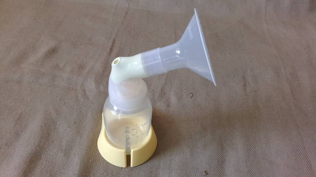 Medela Electric Breasts Pumps 7