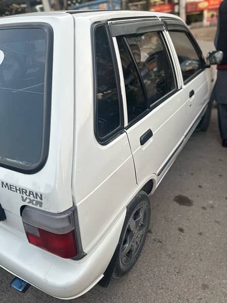 Suzuki Mehran VXR 2017 5