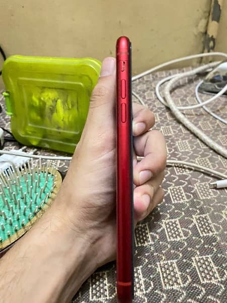 iphone Xr Official pta aporoved both physical+esim 4