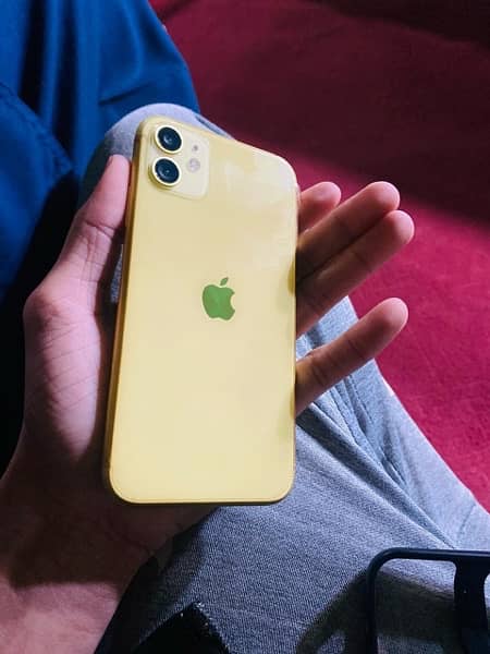 I phone 11 yellow color 0