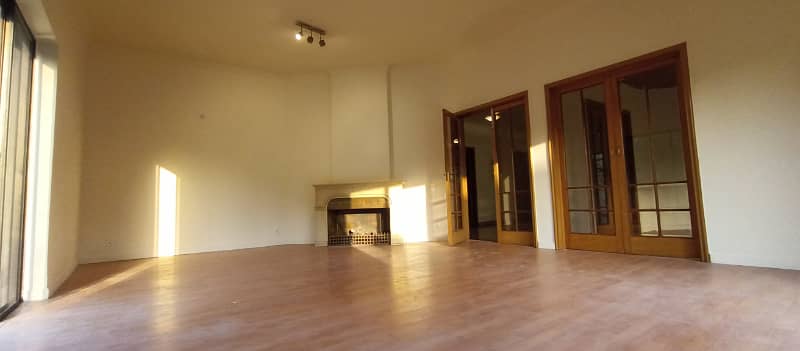 A Spacious Wasif Designed Villa For Rent 12