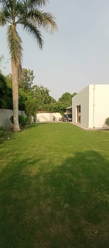 A Spacious Wasif Designed Villa For Rent 5