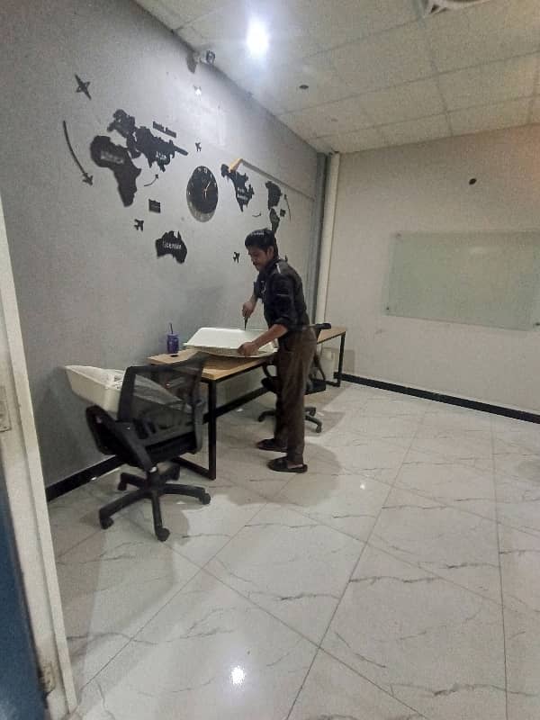 Office In Johar Town Sized 350 Square Feet Is Available 12