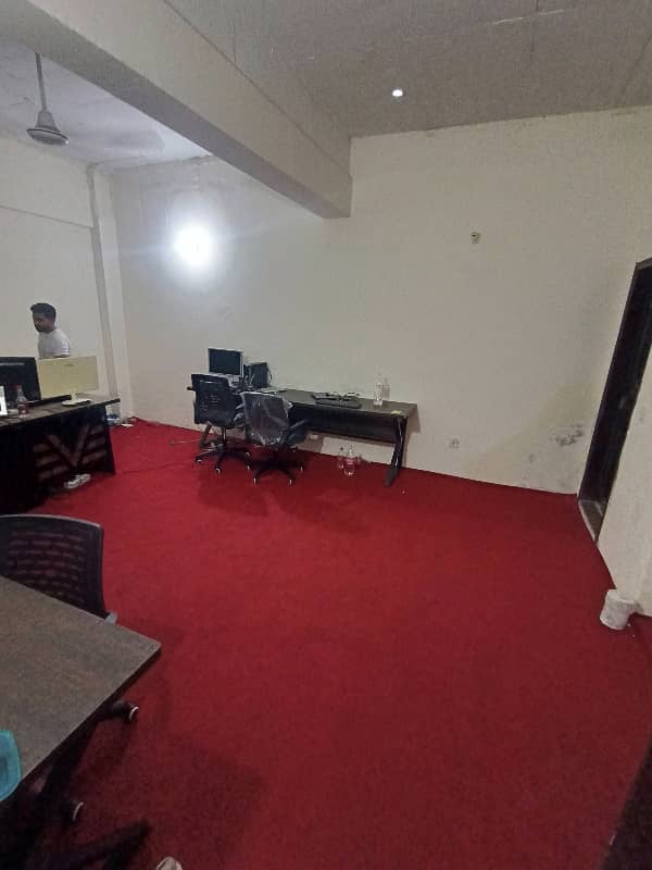 Office In Johar Town Sized 350 Square Feet Is Available 21