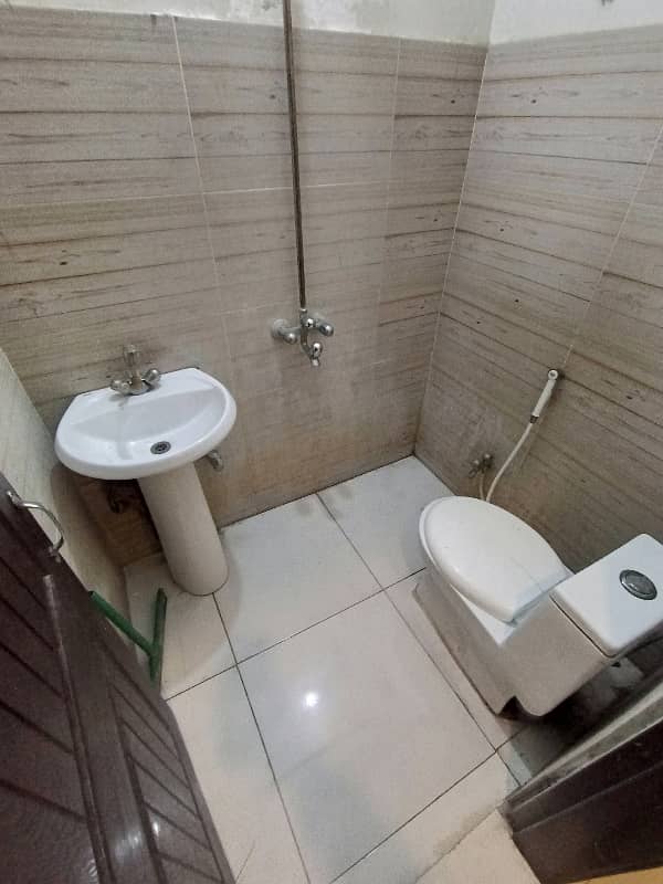 A 300 Square Feet Flat In Johar Town Is On The Market For Rent 3