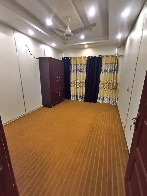 A 300 Square Feet Flat In Johar Town Is On The Market For Rent 9