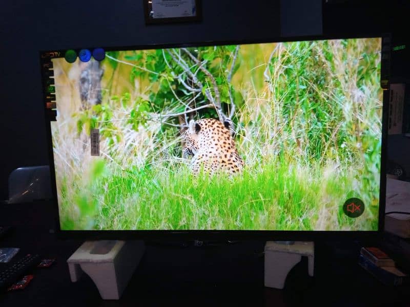 SALE 65 INCHES SLIM SMART LED TV HD FHD IPS SCREEN 5