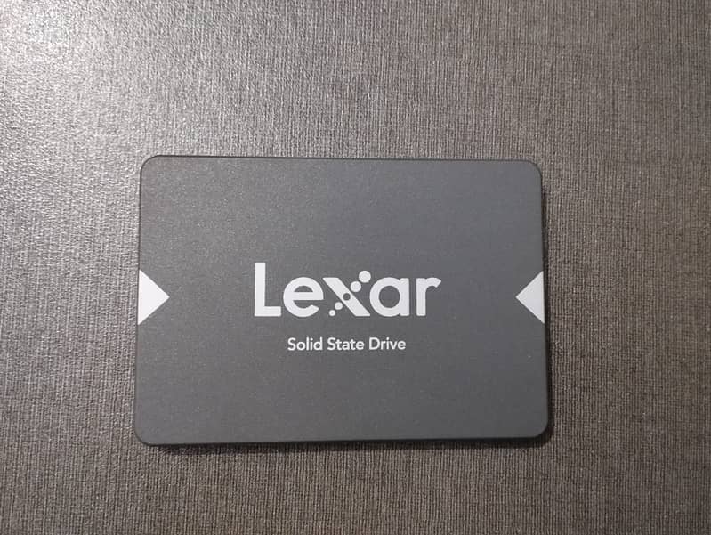 1 TB SSD Lexar 0