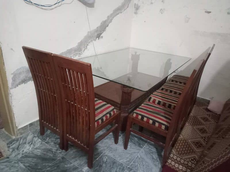 dinning table with 06 chairs 1