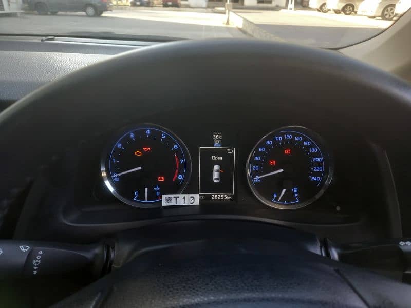 Toyota Corolla Altis 1.6X  2021 10
