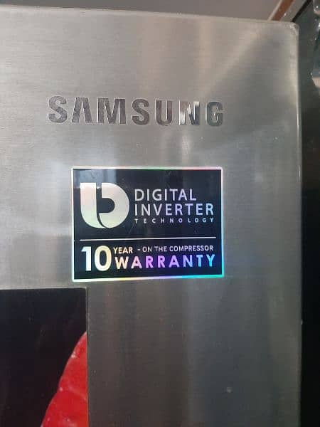 Samsung refrigerator model RT81K7010SL 5