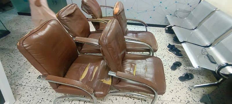 5 used condition chairs 2