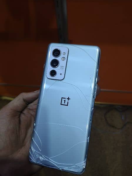OnePlus 7 pro and other OnePlus models original spare parts Read add 5