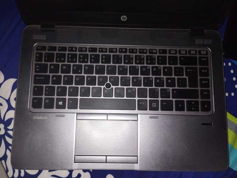HP 745 G2 Laptop 8GB Ram 1TB hard 7