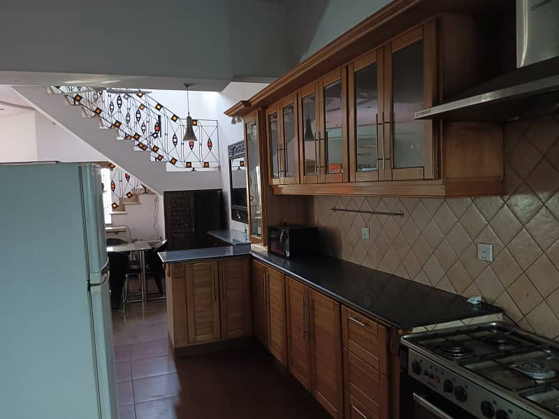 10 Marla Furnished House for rent in dha phase 4 gg 43