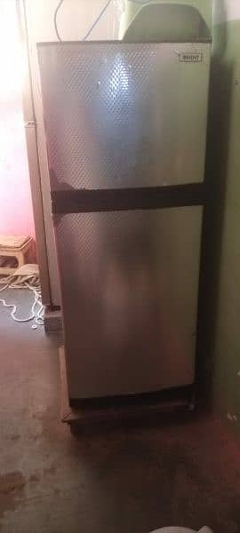 Oreaint fridge (small) 0