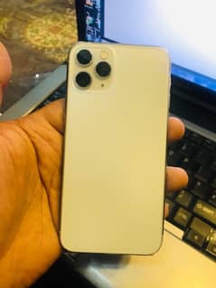 iPhone 11 Pro waterpack