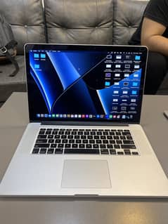 Macbook pro 2015 15 inch 16/512