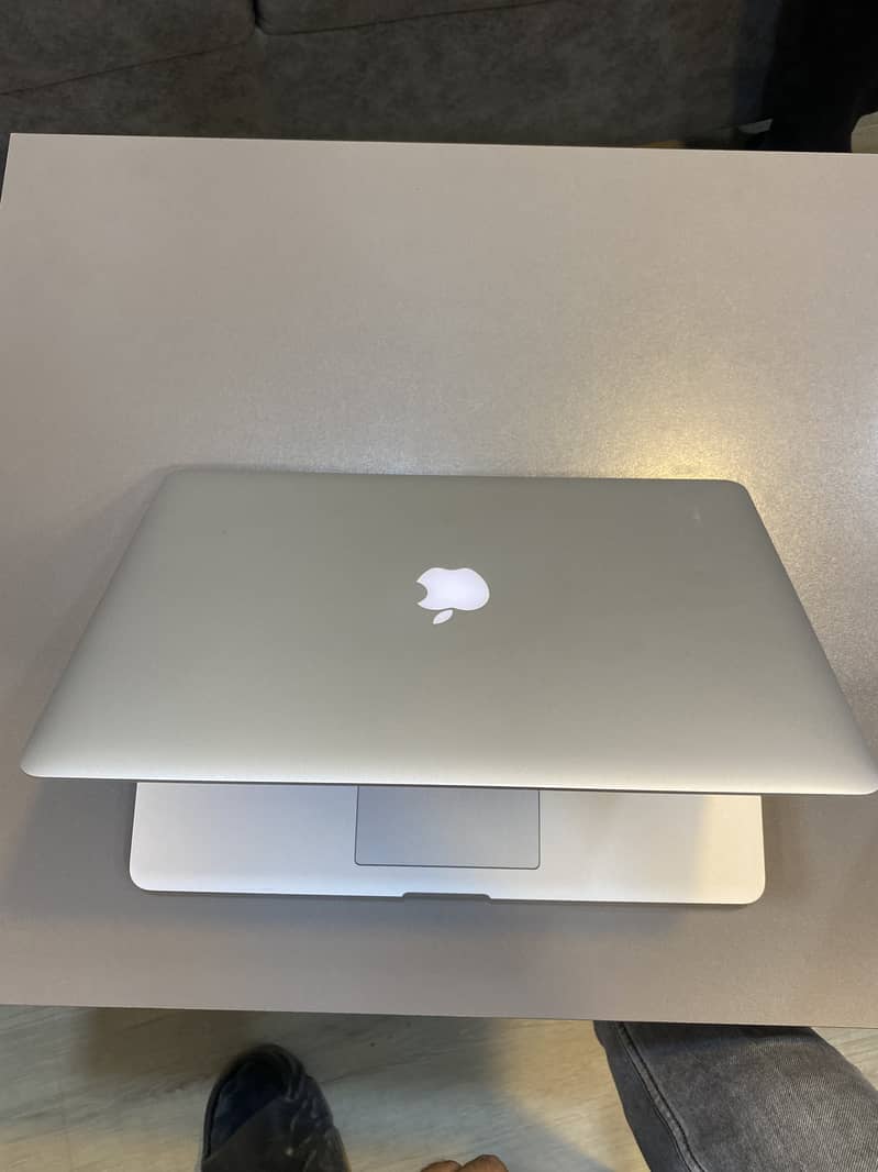 Macbook pro 2015 15 inch 16/512 6