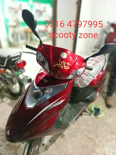 scooties 49cc,electric,100cc contact at 03004142432 3