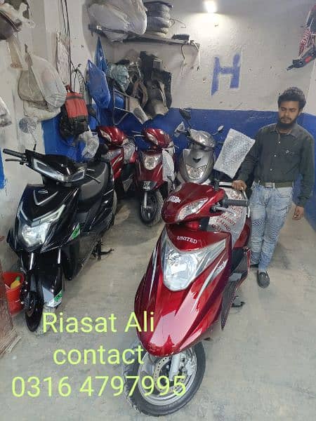 scooties 49cc,electric,100cc contact at 03004142432 4