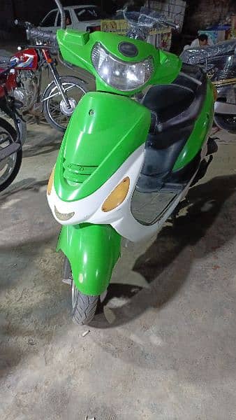 scooties 49cc,electric,100cc contact at 0316 4797955 9