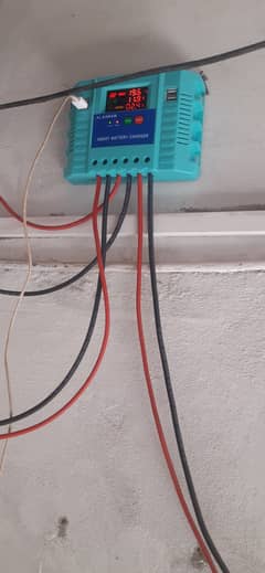 pmw solar charge controller