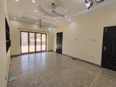 F-6 833sq Yard Beautiful Uper Portion Available For Rent 0