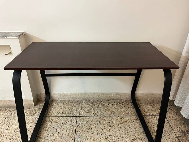 new condition table 4×2 only 10 days use 0