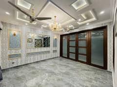 10 Marla Lower Portion For Rent In Hussain Block Bahria Town Lahore