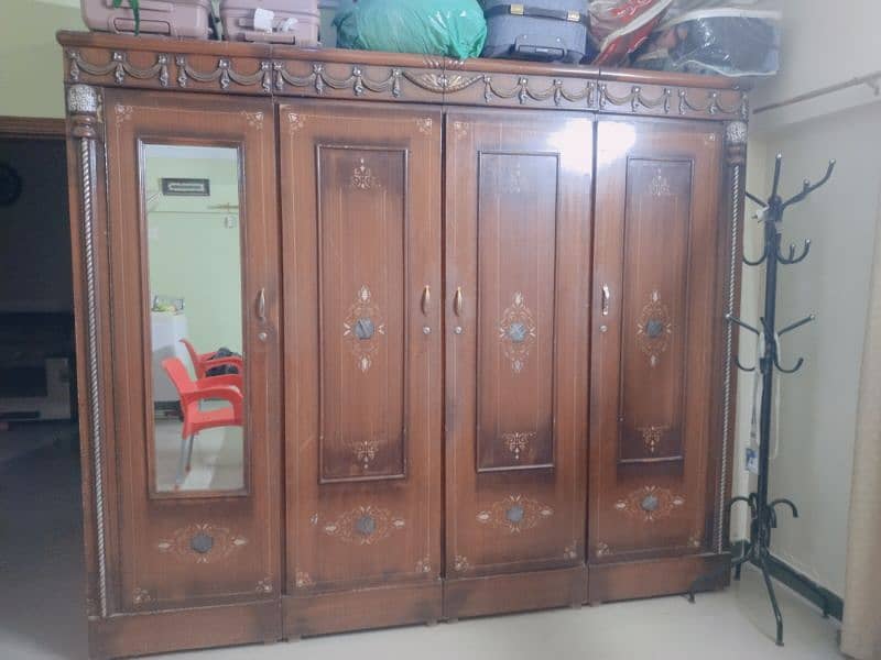 4 Pc Big Size Cupboard For sale 0