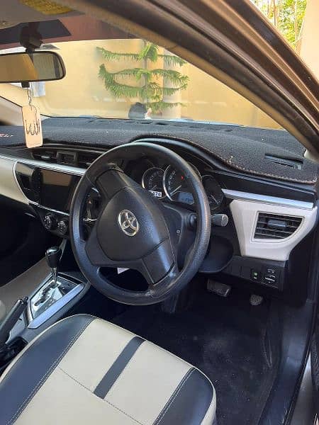 Toyota Corolla Altis 2015 5