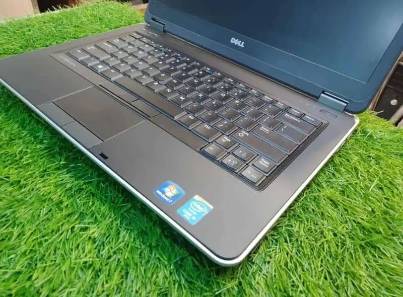 Dell Latitude e6440 Corei5 4th Gen Laptop with 2GB Radeon Graphic Card 6