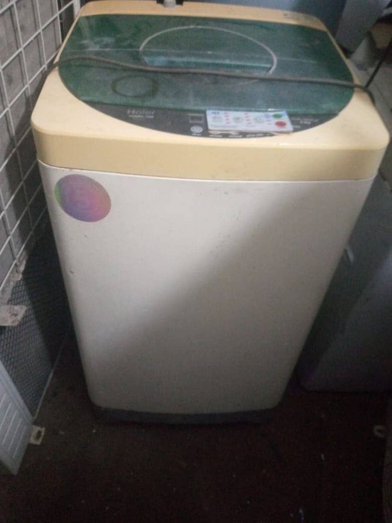 Haier Fully Automatic Top Load Washing Machine 8kg (HWM85-7288) 0