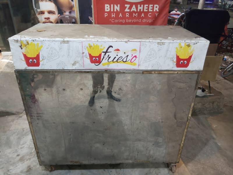 Steel fries & zinger counter for sale with 2 fryer cylinder 3