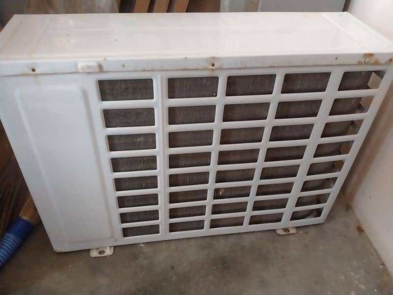 USED LG ONE TON SPLIT AC 1