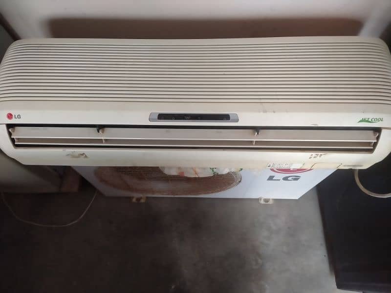 USED LG ONE TON SPLIT AC 4