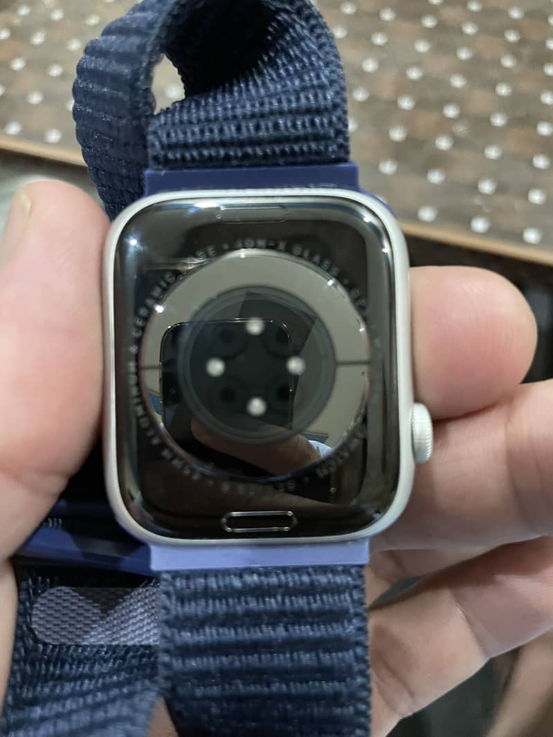 Apple Watch Series 8 1