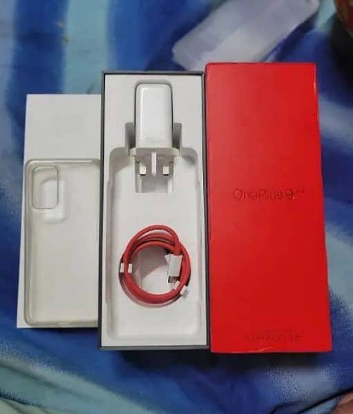 OnePlus 9 (With Complete Box and Accessories) 0