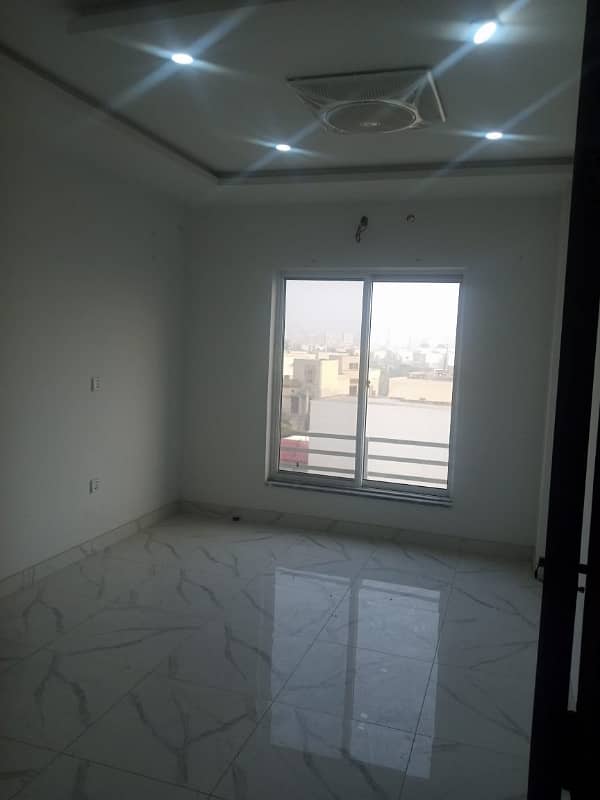 One Bed Apartment For Sale In Bahria Town Lahore 0