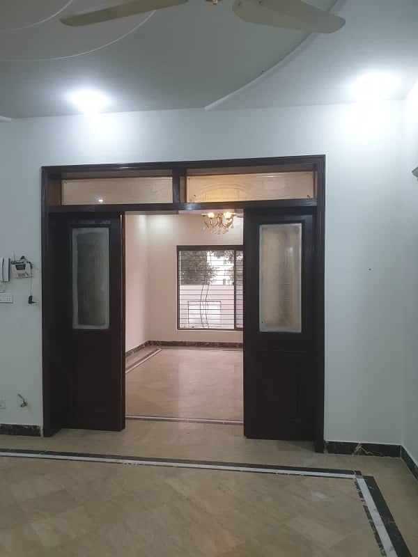 8 Marla House For Sale In Bahria Town Lahore With Gas 14